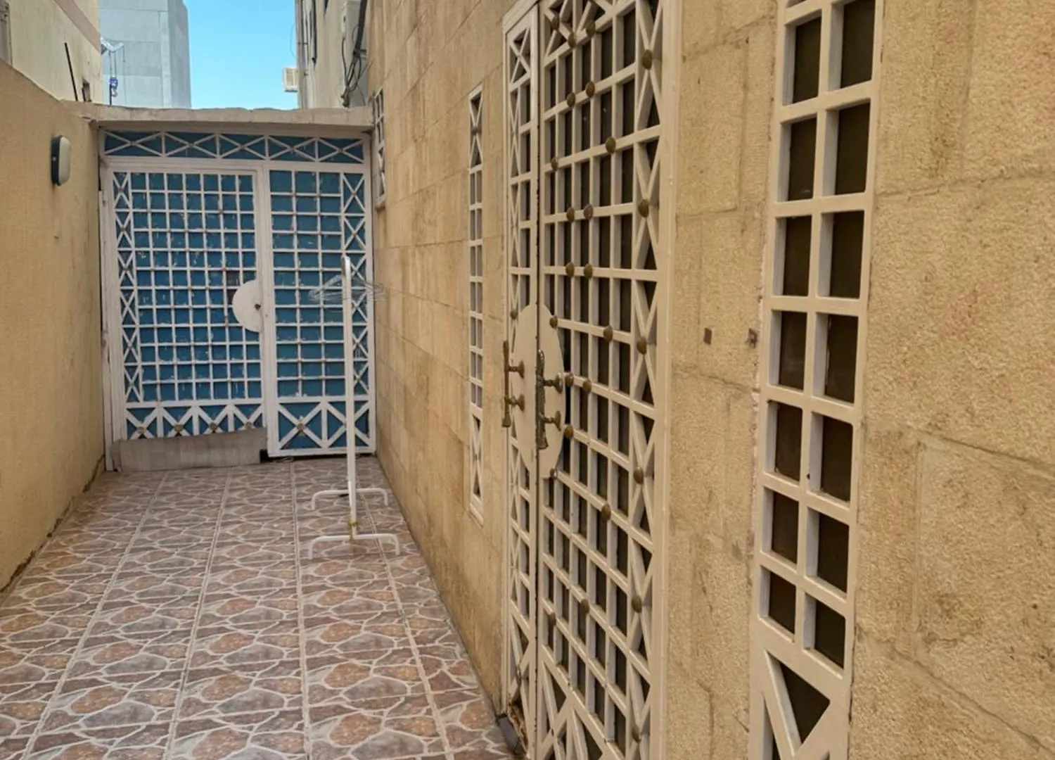 شقة دار ورد قريب للحرم المدينة المنورة المملكة العربية السعودية